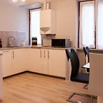 شقة Lg *